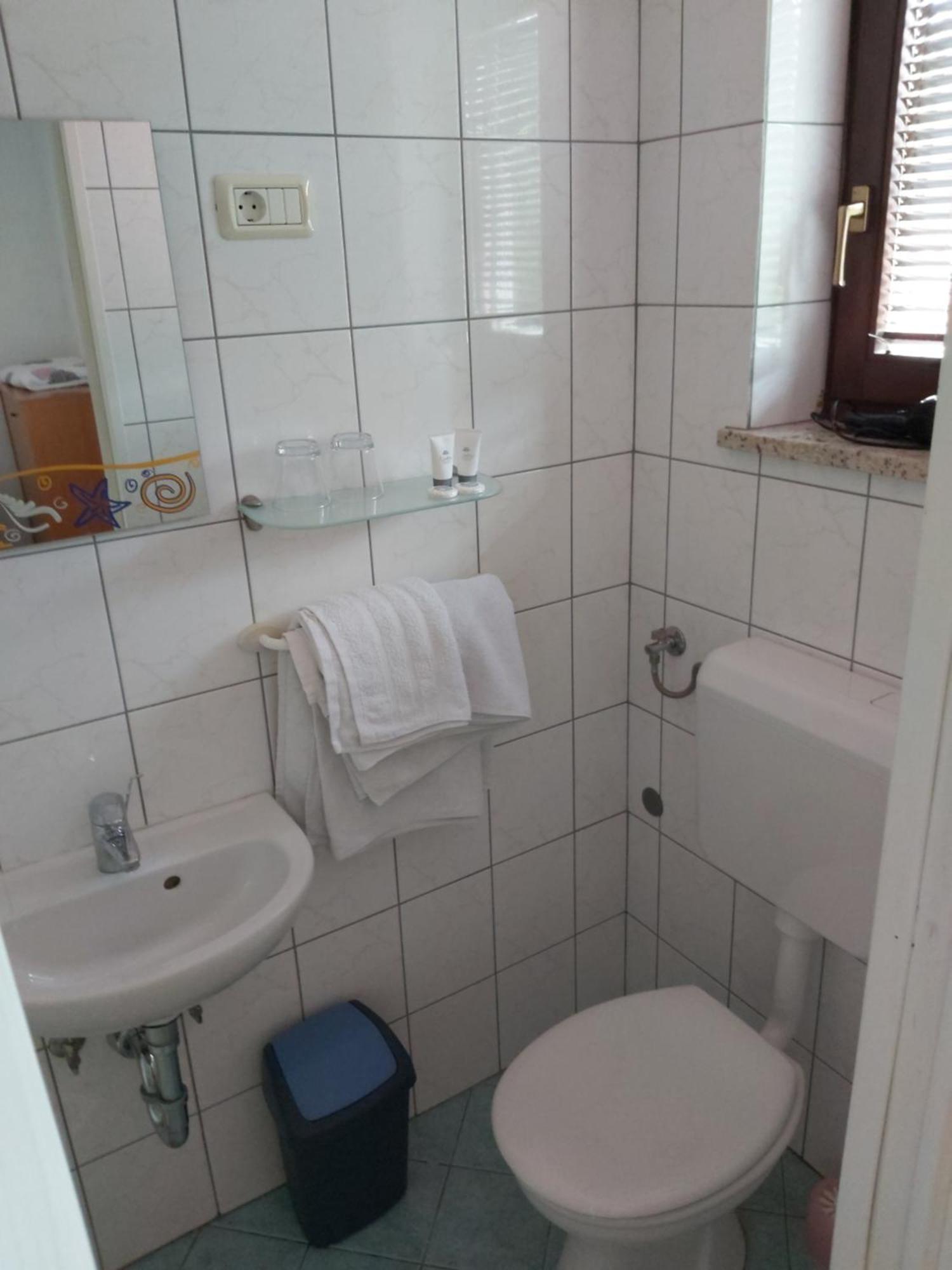 Rooms Zagon بوستوينا المظهر الخارجي الصورة