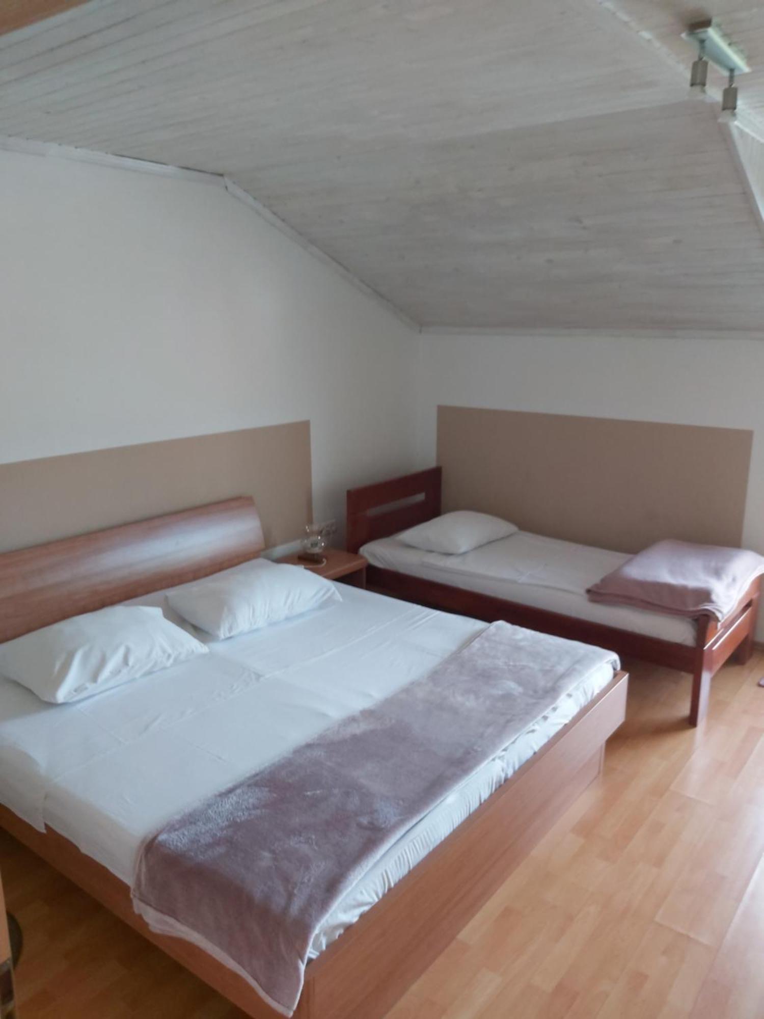 Rooms Zagon بوستوينا المظهر الخارجي الصورة